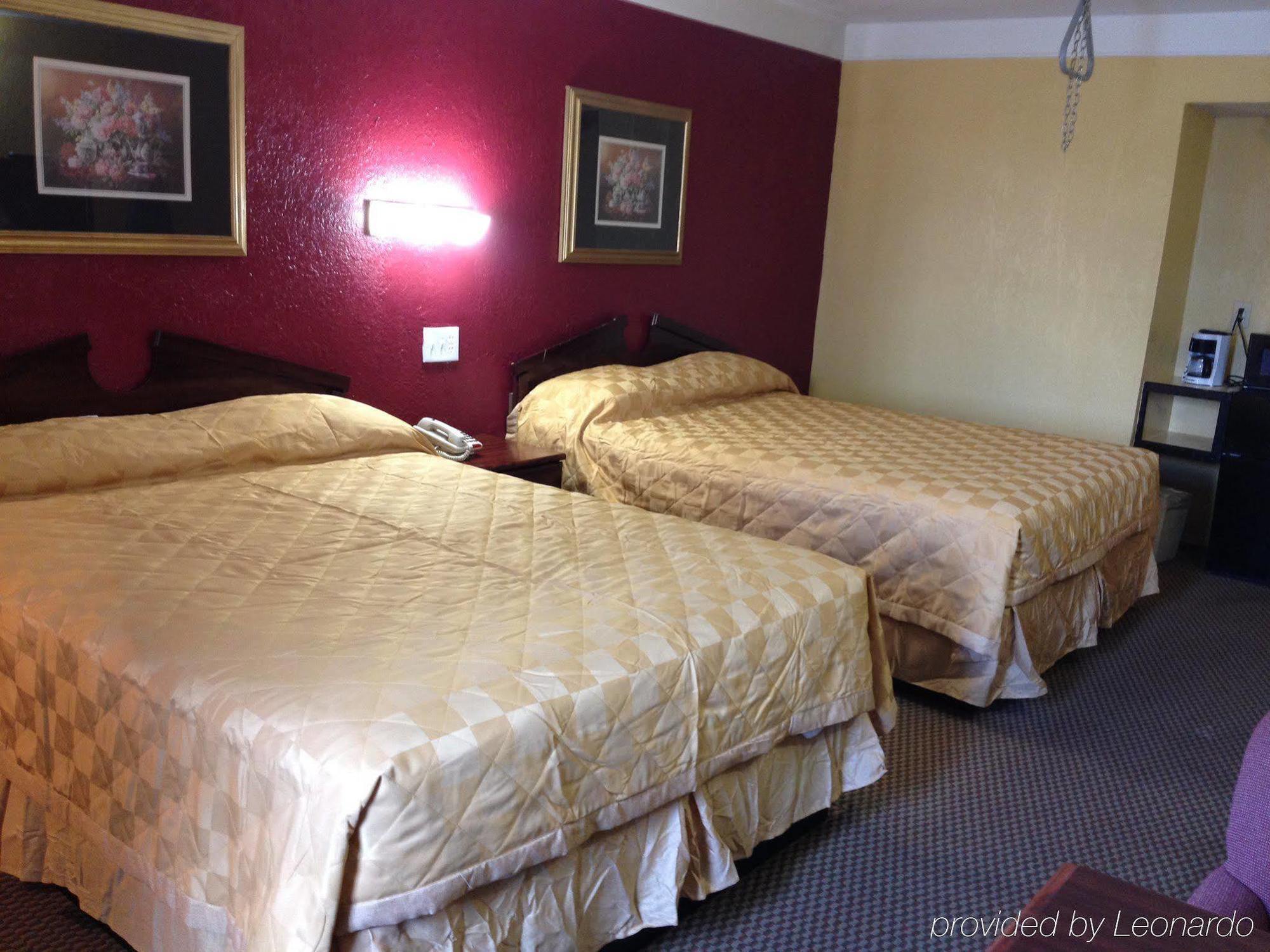Economy Inn & Suites دينتون المظهر الخارجي الصورة