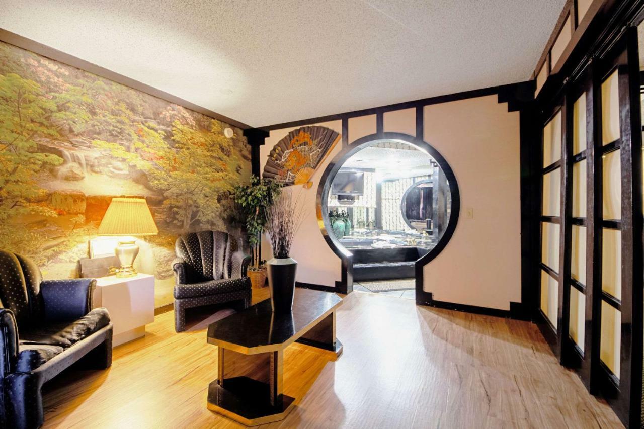 Economy Inn & Suites دينتون المظهر الخارجي الصورة